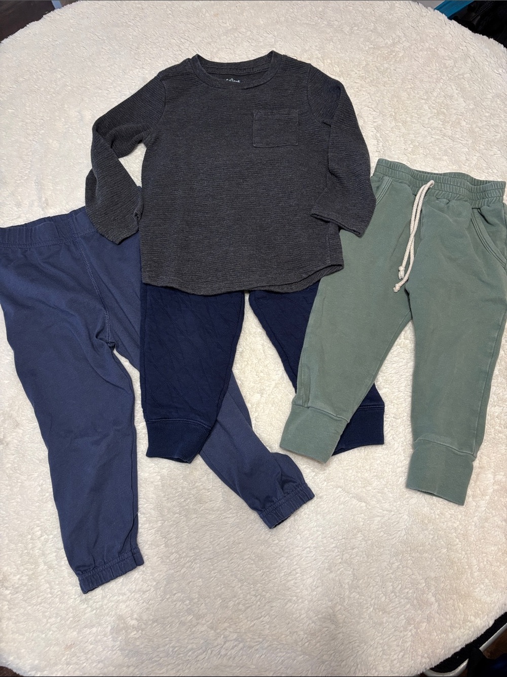 4pc Lot of Jogger Pants Trio - Navy, Dark Blue & Sage Green & LS top Boys 2T